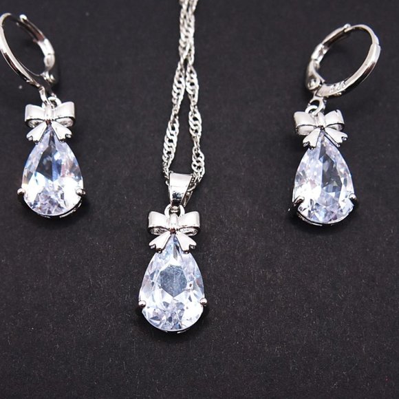 ⭐Bundle Sale⭐ 4Pc. Waterdrop Diamond Earrings and Necklace Set Sterling Silver - Picture 2 of 7